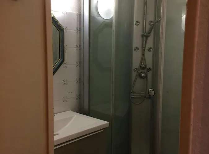 Chez Matteo T2 35 M ,parking Prive Securise Terrasse 15m Local Skis 300m Des Remontees Mecaniques Bagnères-de-Luchon